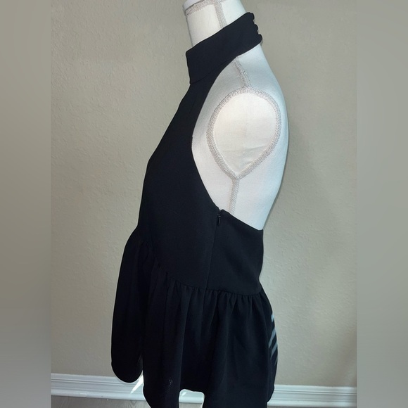 Elizabeth & James Tops Elizabeth & James Black Crepe Knit Perth Halter Top - Picture 6 of 10